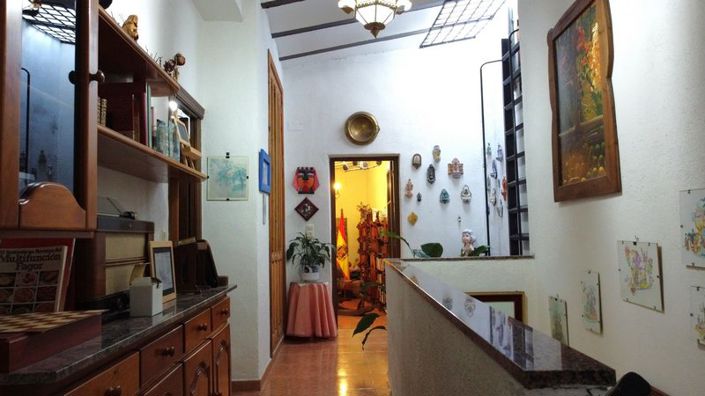 Image No.29-4 Bed House for sale