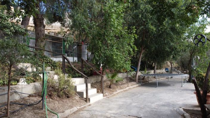 Image No.50-4 Bed House for sale