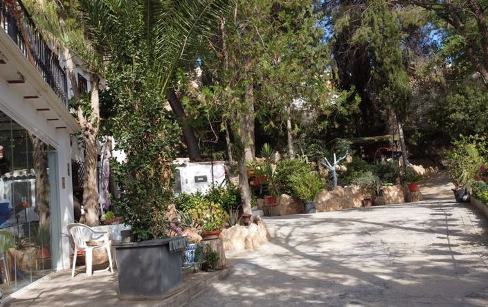 Image No.7-4 Bed House for sale