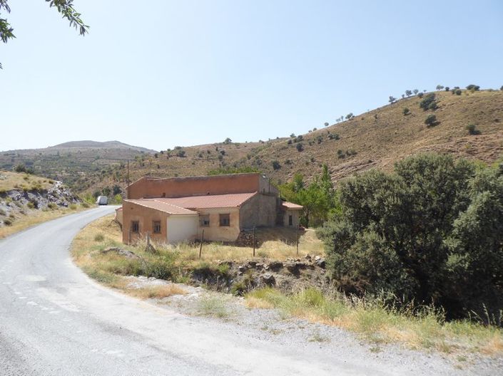 Image No.11-6 Bed Property for sale