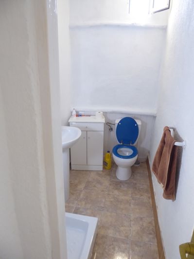 Image No.13-3 Bed House for sale