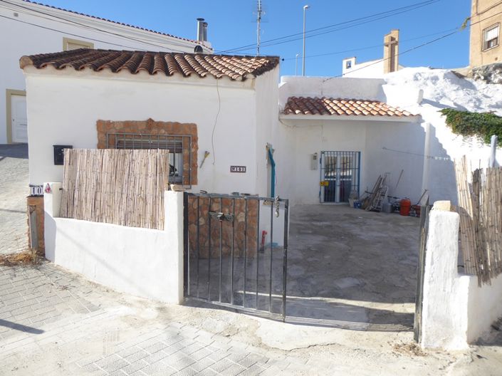 Image No.5-3 Bed House for sale