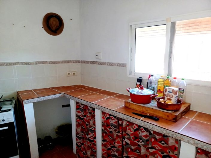 Image No.10-3 Bed House for sale