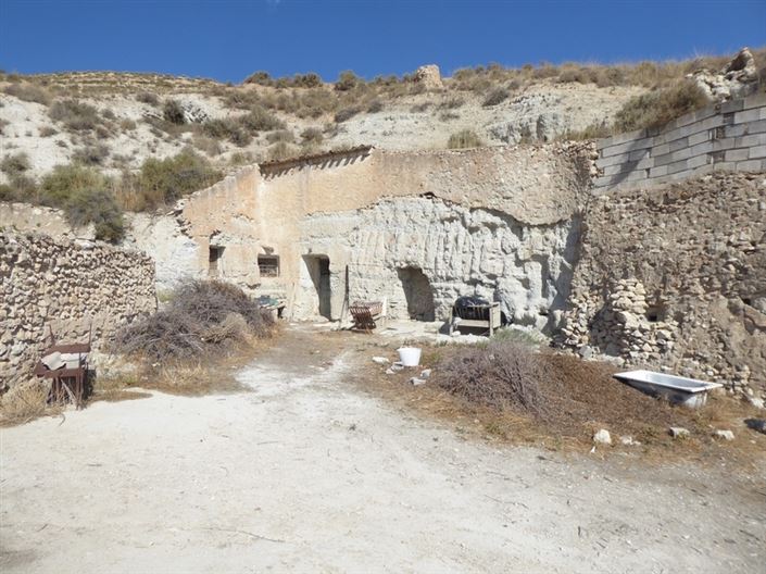 Image No.5-Maison de 10 chambres à vendre à Baza