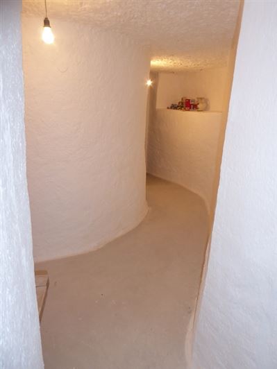 Image No.26-7 Bed House for sale