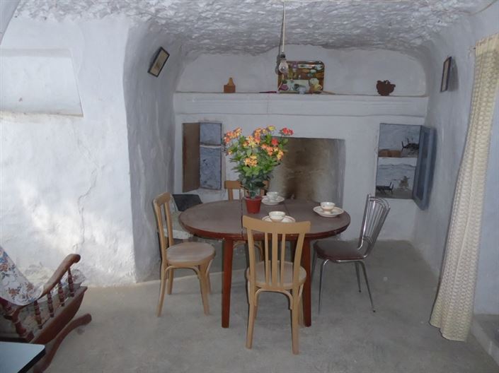 Image No.29-7 Bed House for sale