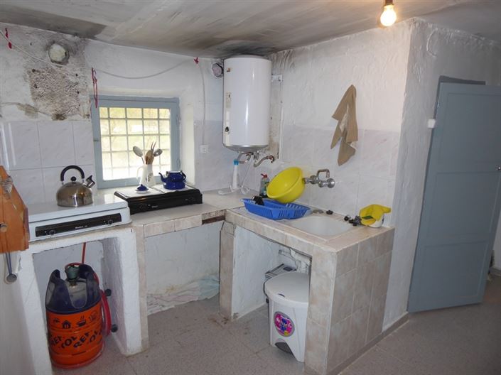 Image No.10-7 Bed House for sale