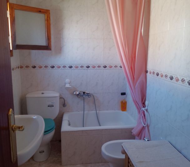 Image No.30-Propriété de 6 chambres à vendre à Baza