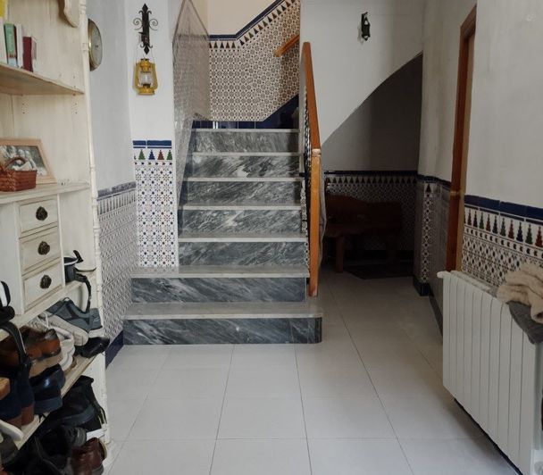 Image No.6-Propriété de 6 chambres à vendre à Baza