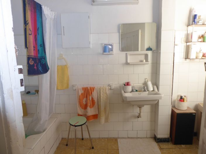 Image No.15-10 Bed Property for sale