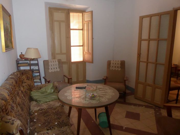 Image No.20-10 Bed Property for sale