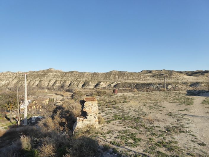 Image No.12-6 Bed House for sale