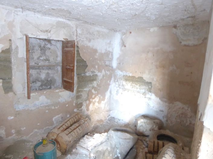 Image No.14-6 Bed House for sale