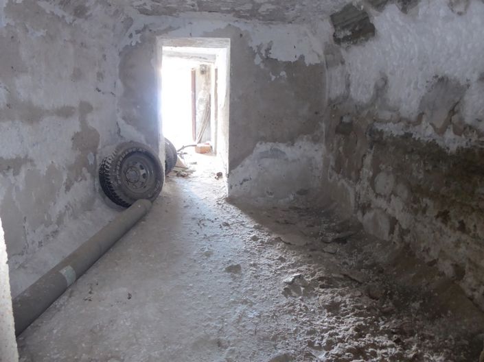 Image No.17-6 Bed House for sale