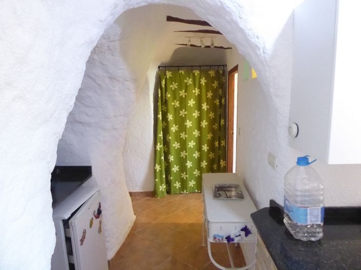 Image No.20-3 Bed House for sale