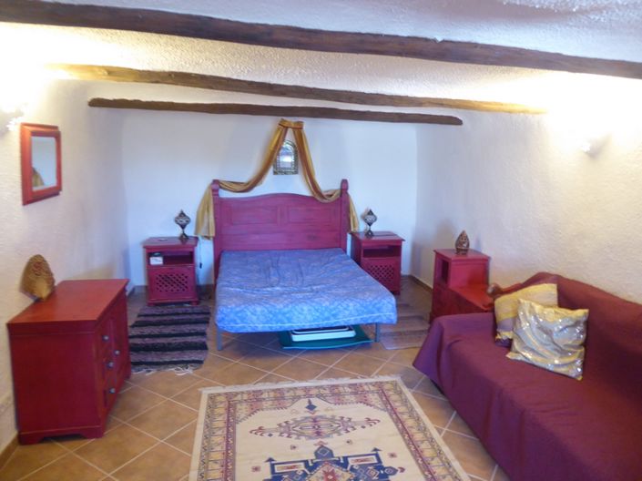 Image No.32-3 Bed House for sale