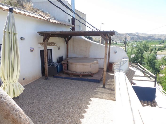 Image No.39-3 Bed House for sale