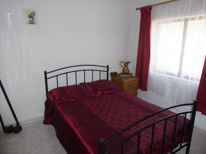 Image No.7-7 Bed Property for sale