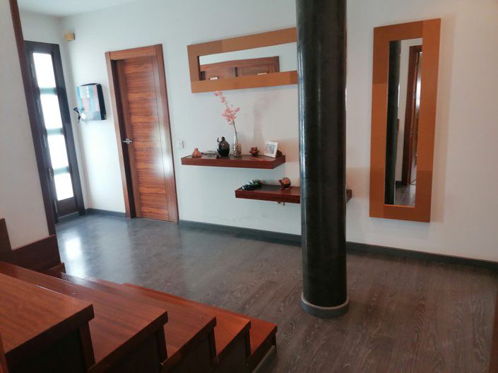 Image No.12-3 Bed Property for sale