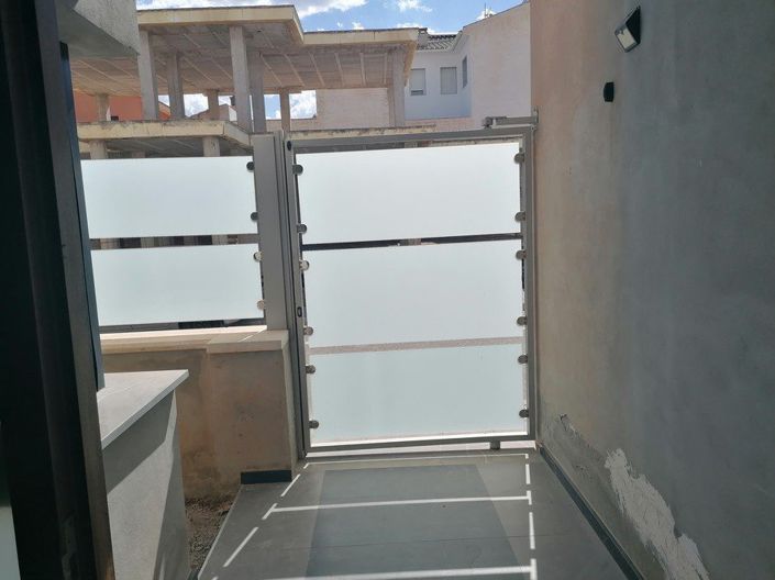 Image No.5-3 Bed Property for sale