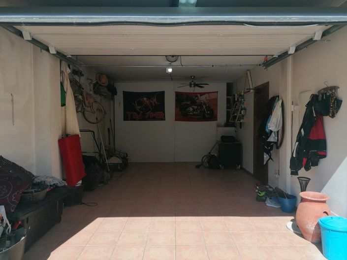 Image No.42-3 Bed Property for sale