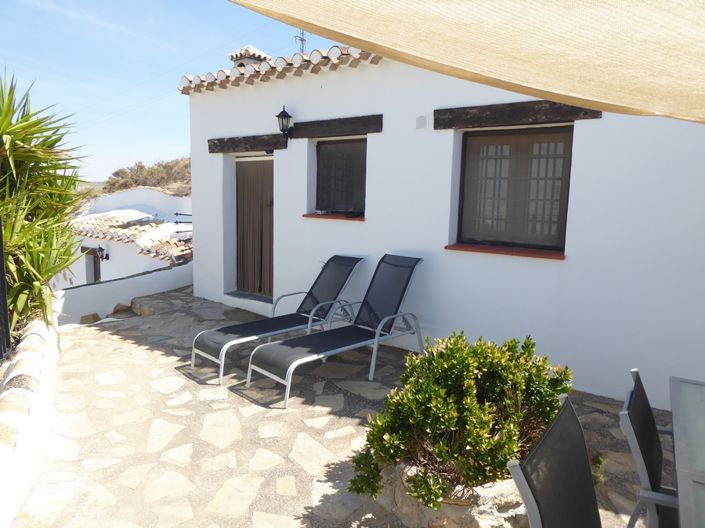 Image No.30-4 Bed House for sale