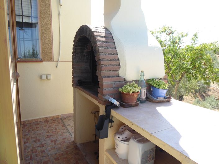 Image No.21-2 Bed Property for sale