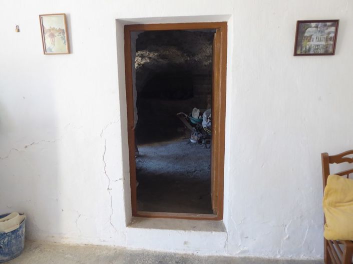Image No.27-5 Bed House for sale