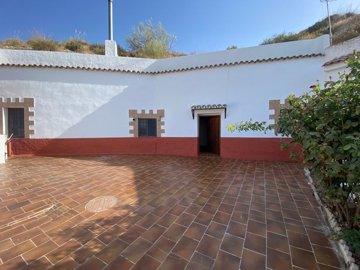 1 - Cortes de Baza, House