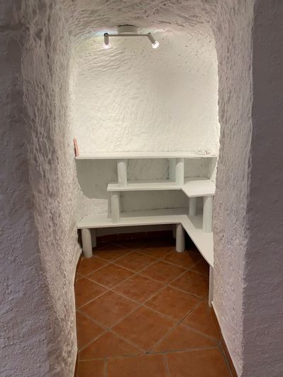 Image No.25-3 Bed House for sale