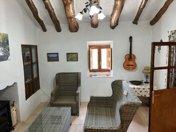 Image No.13-2 Bed Property for sale