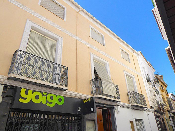 Image No.3-Propriété de 3 chambres à vendre à Baza