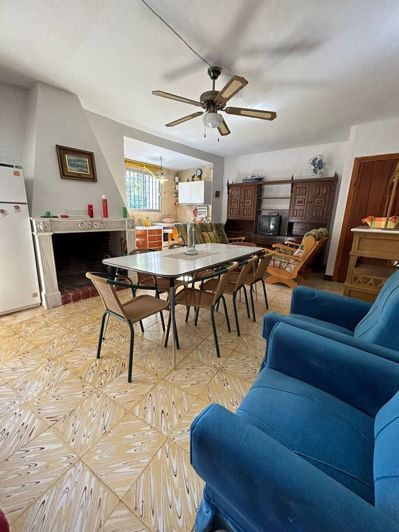 Image No.7-3 Bed Property for sale