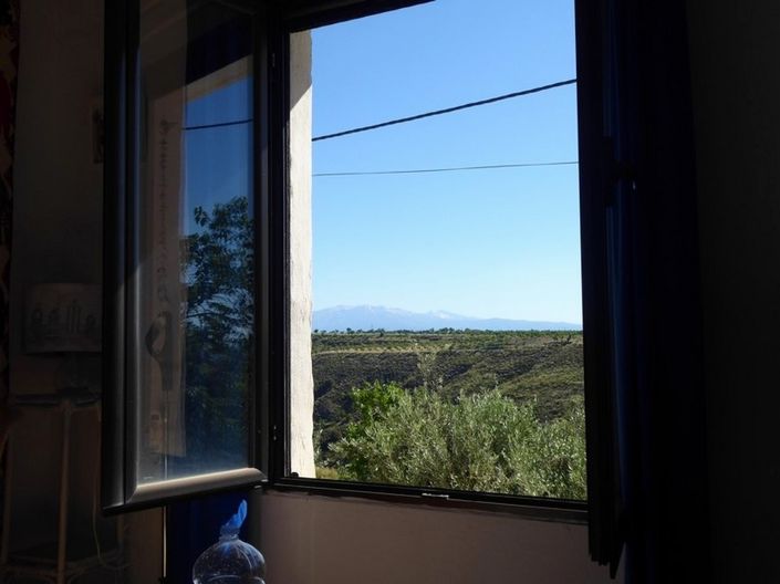 Image No.20-6 Bed House for sale