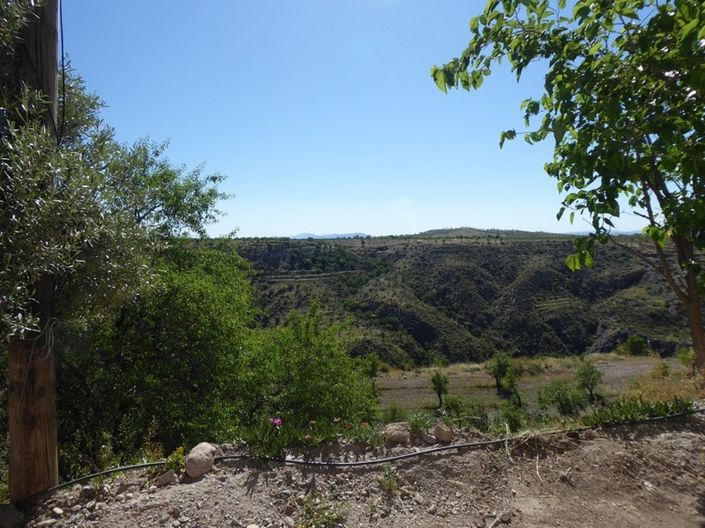 Image No.6-6 Bed House for sale