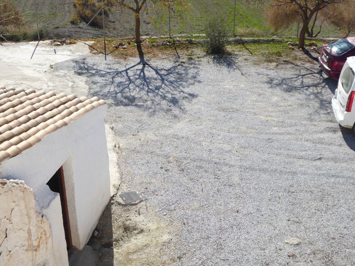 Image No.27-3 Bed House for sale