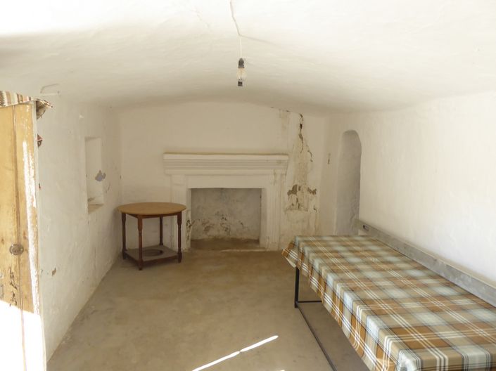 Image No.9-3 Bed House for sale