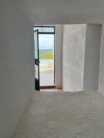 Image No.18-2 Bed House for sale