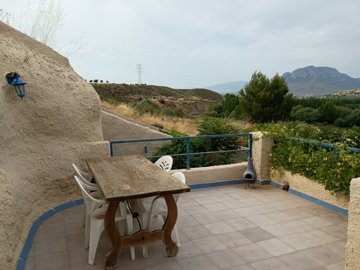 v3058247