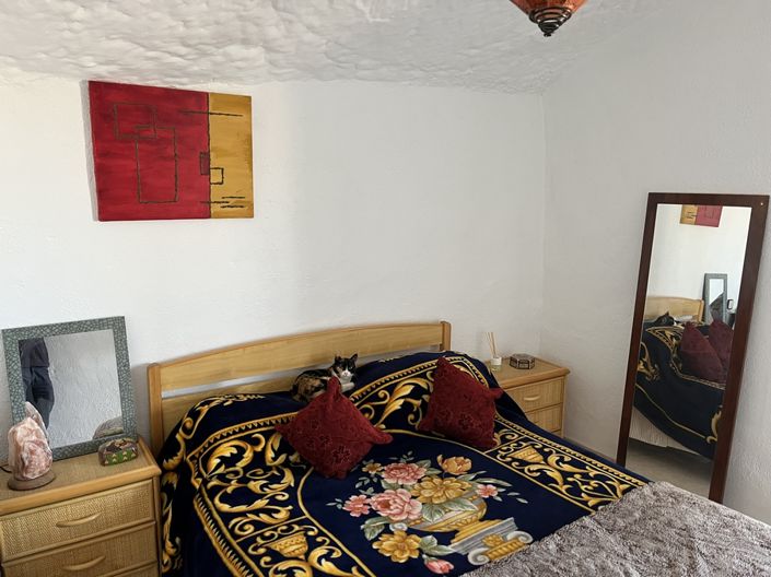 Image No.13-4 Bed House for sale