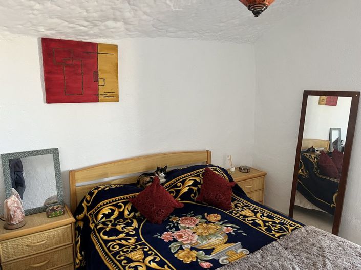 Image No.13-4 Bed House for sale