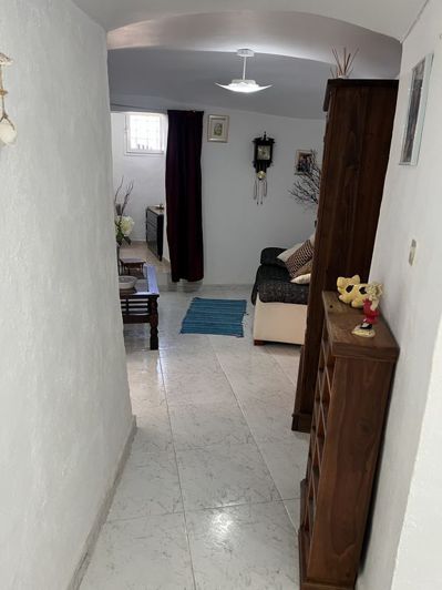 Image No.27-4 Bed House for sale