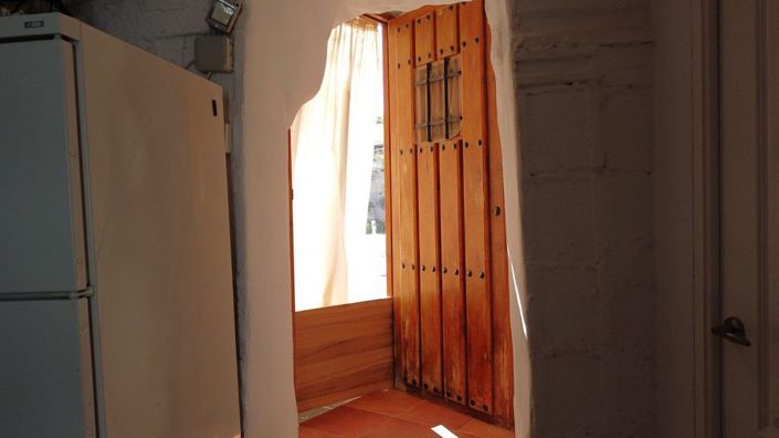 Image No.40-4 Bed House for sale
