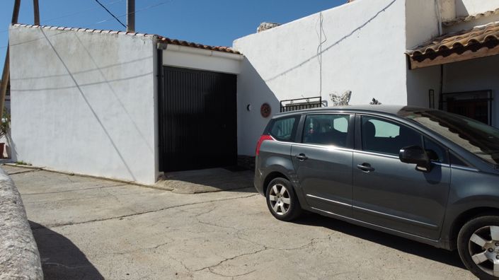 Image No.45-4 Bed House for sale