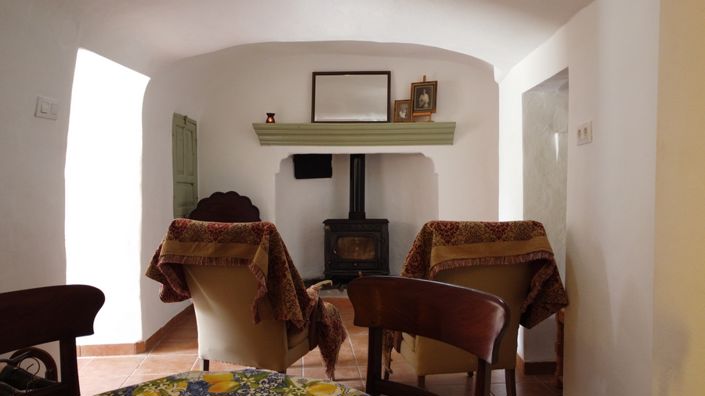 Image No.9-3 Bed Property for sale