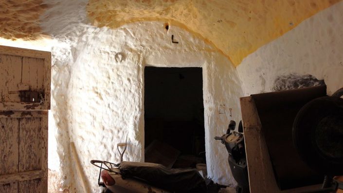 Image No.33-6 Bed House for sale