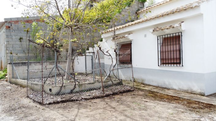 Image No.26-3 Bed House for sale