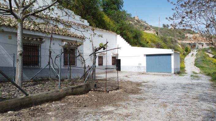 Image No.32-3 Bed House for sale