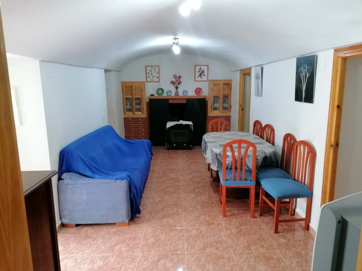 Image No.7-3 Bed House for sale