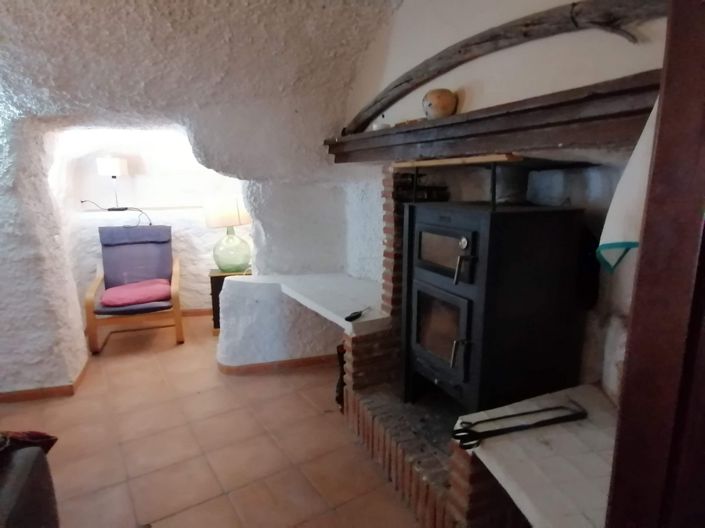 Image No.16-3 Bed House for sale